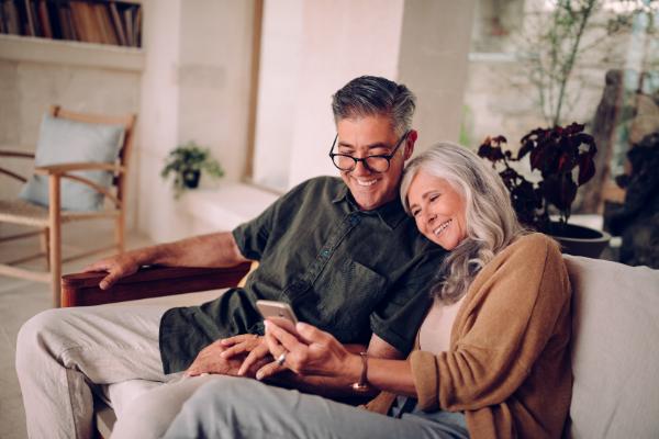 Scrolling a home online