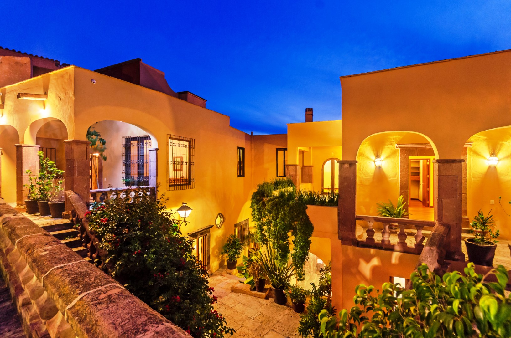 Luxury Homes That Redefine Living
