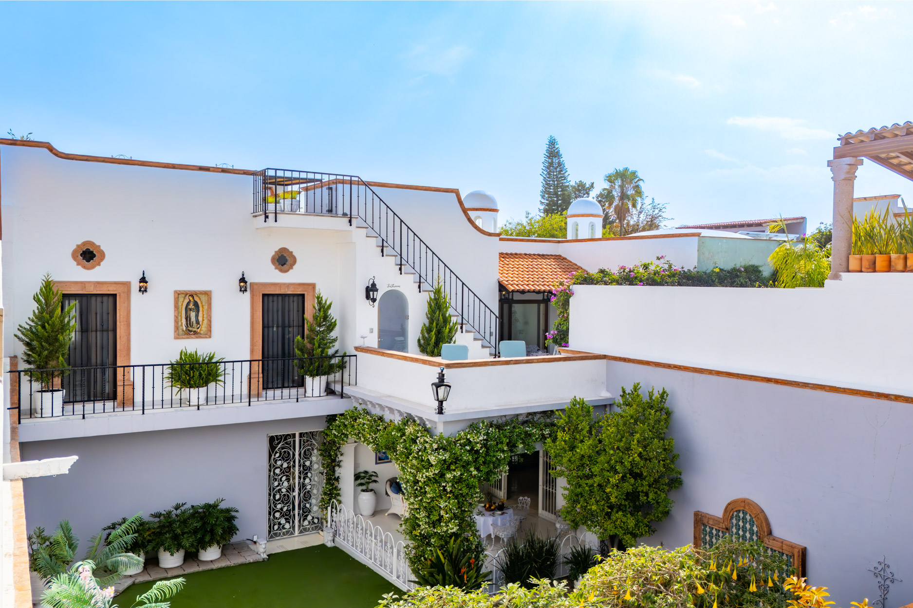 Exclusive Haciendas for Sale: Ex...