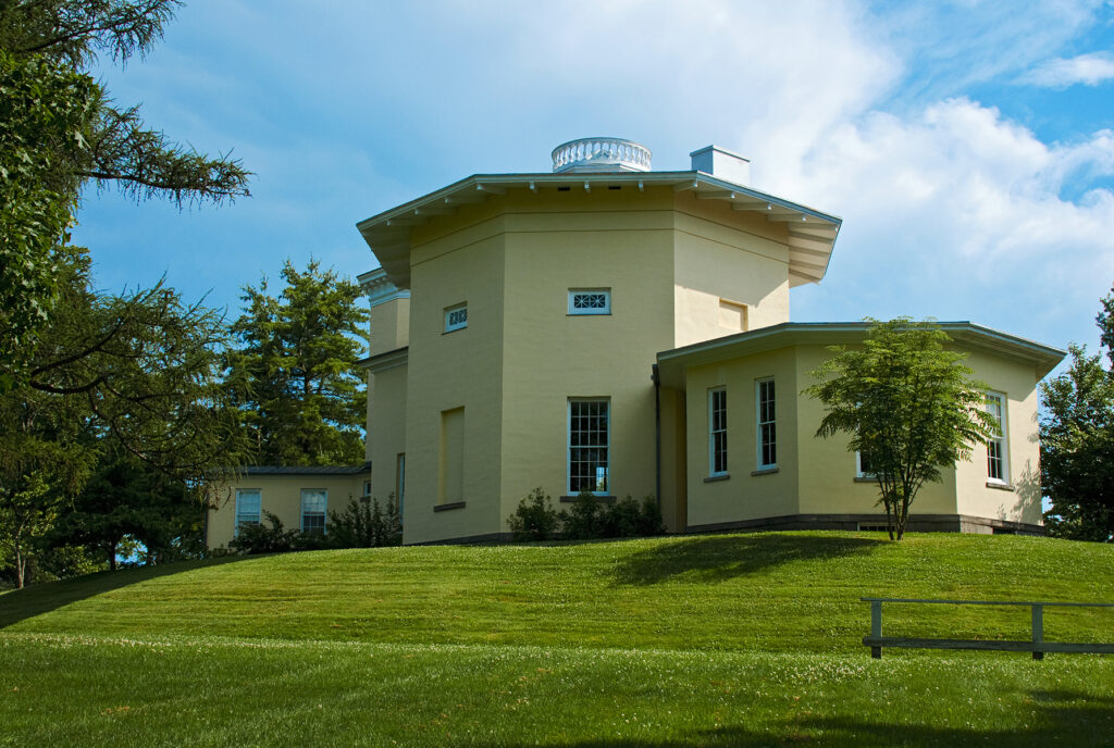 Octagon Observatory at Amherst College