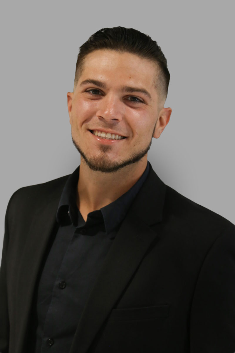 Jake Neville | Agent Photo