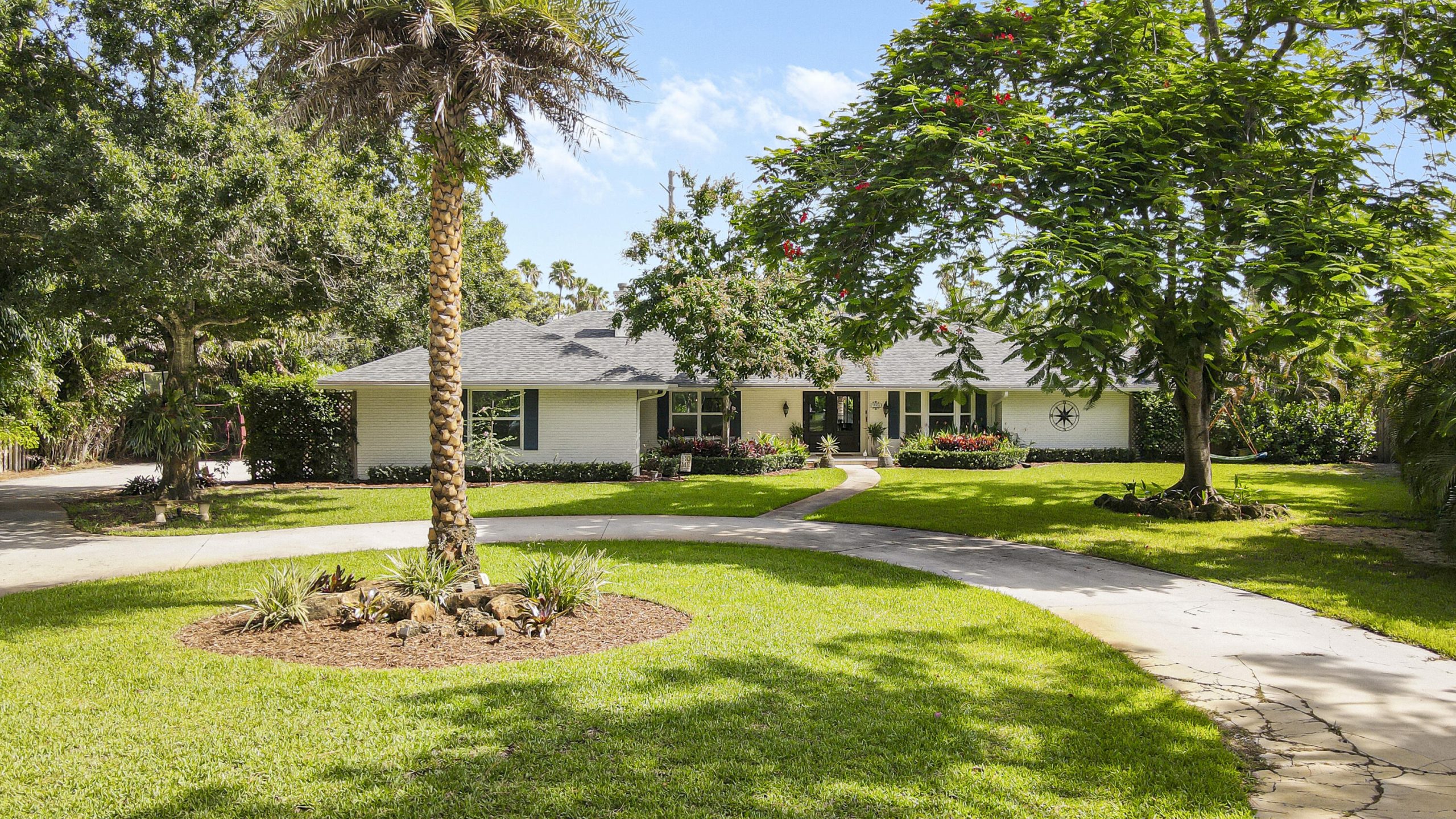 19980 Castlewood Drive, Jupiter, FL 33458 Property Image