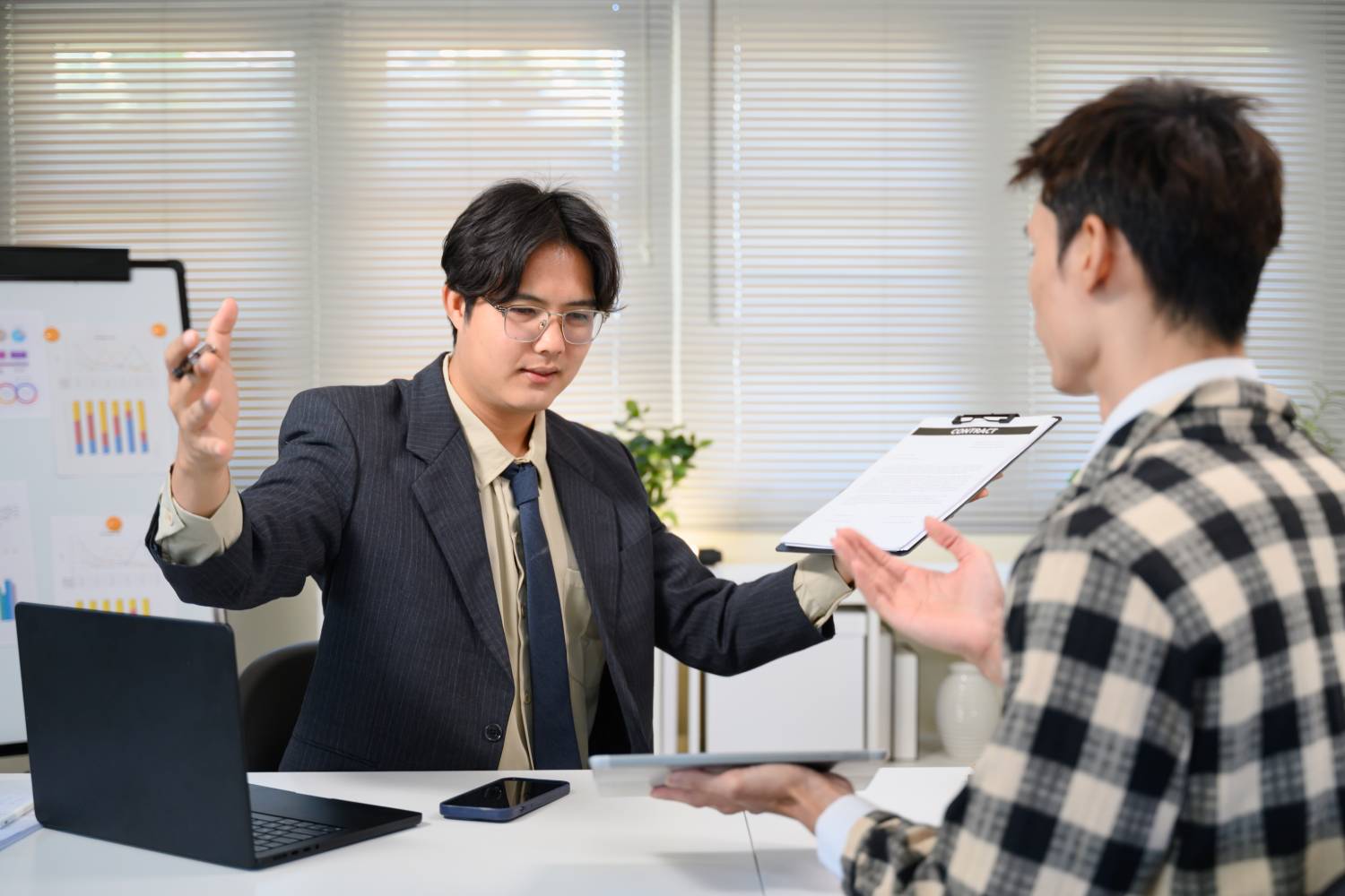 Common Misconceptions About Employer of Record Services (and the Truth Behind Them)