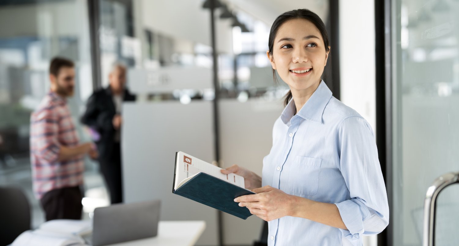 How Employer of Record Services Reduce HR Administrative Overload