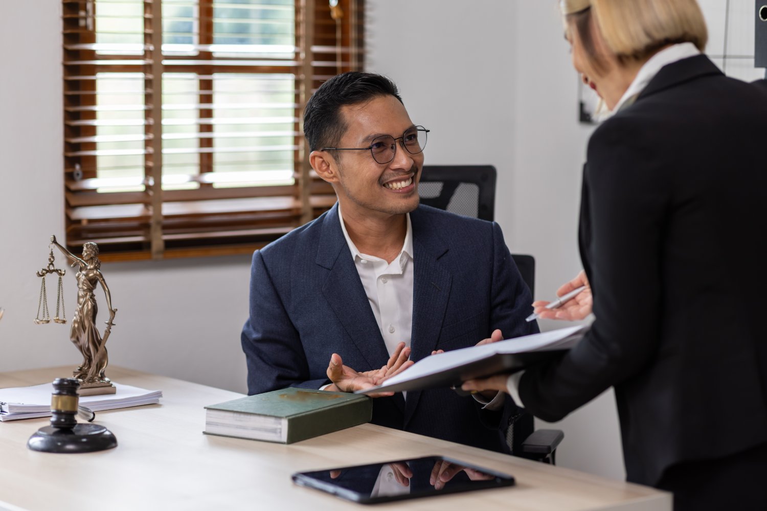 The Legal Side of Employer of Record Agreements: Clauses You Should Never Overlook