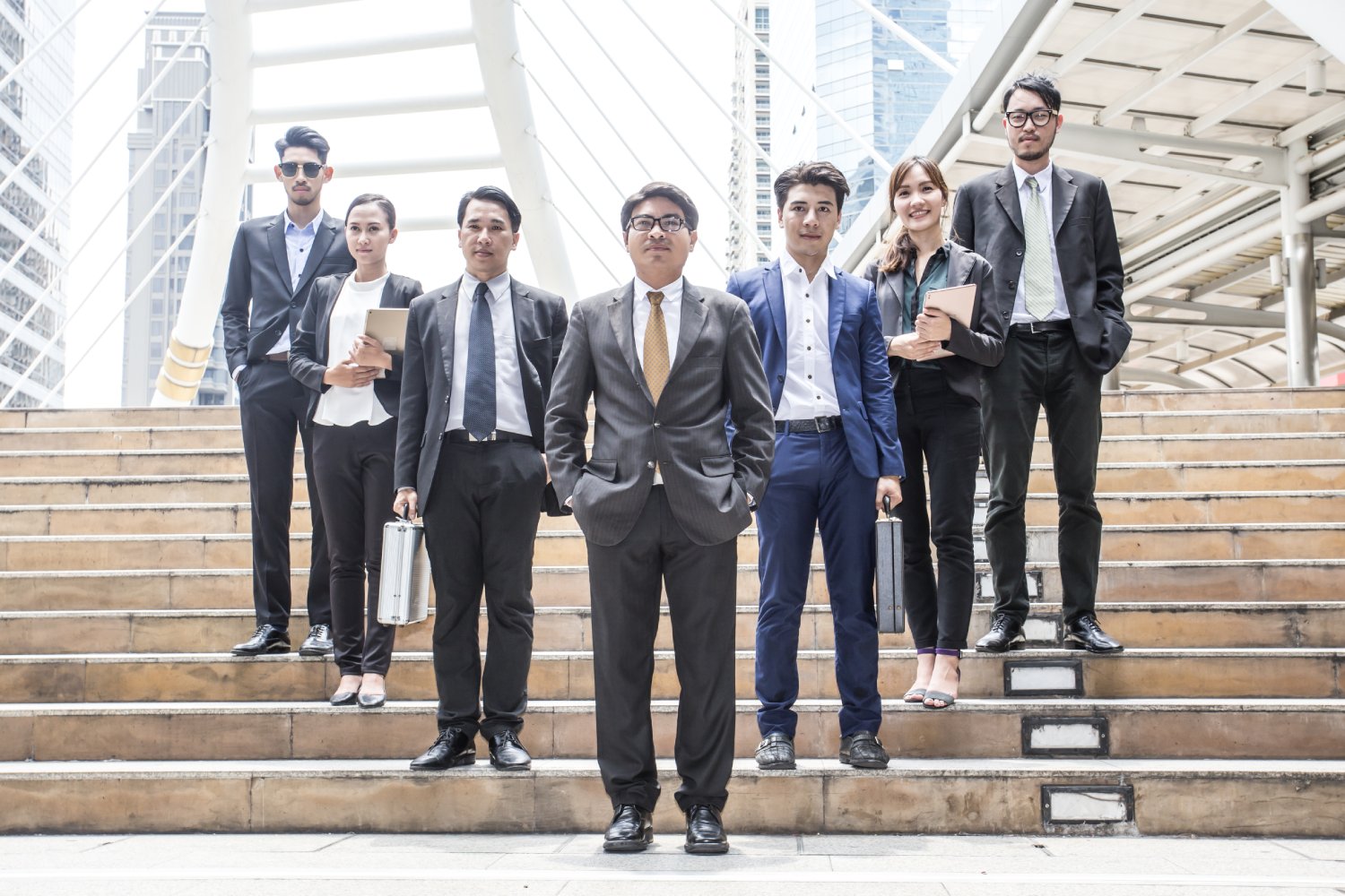 Can You Switch Employer of Record Providers? What to Expect During the Transition