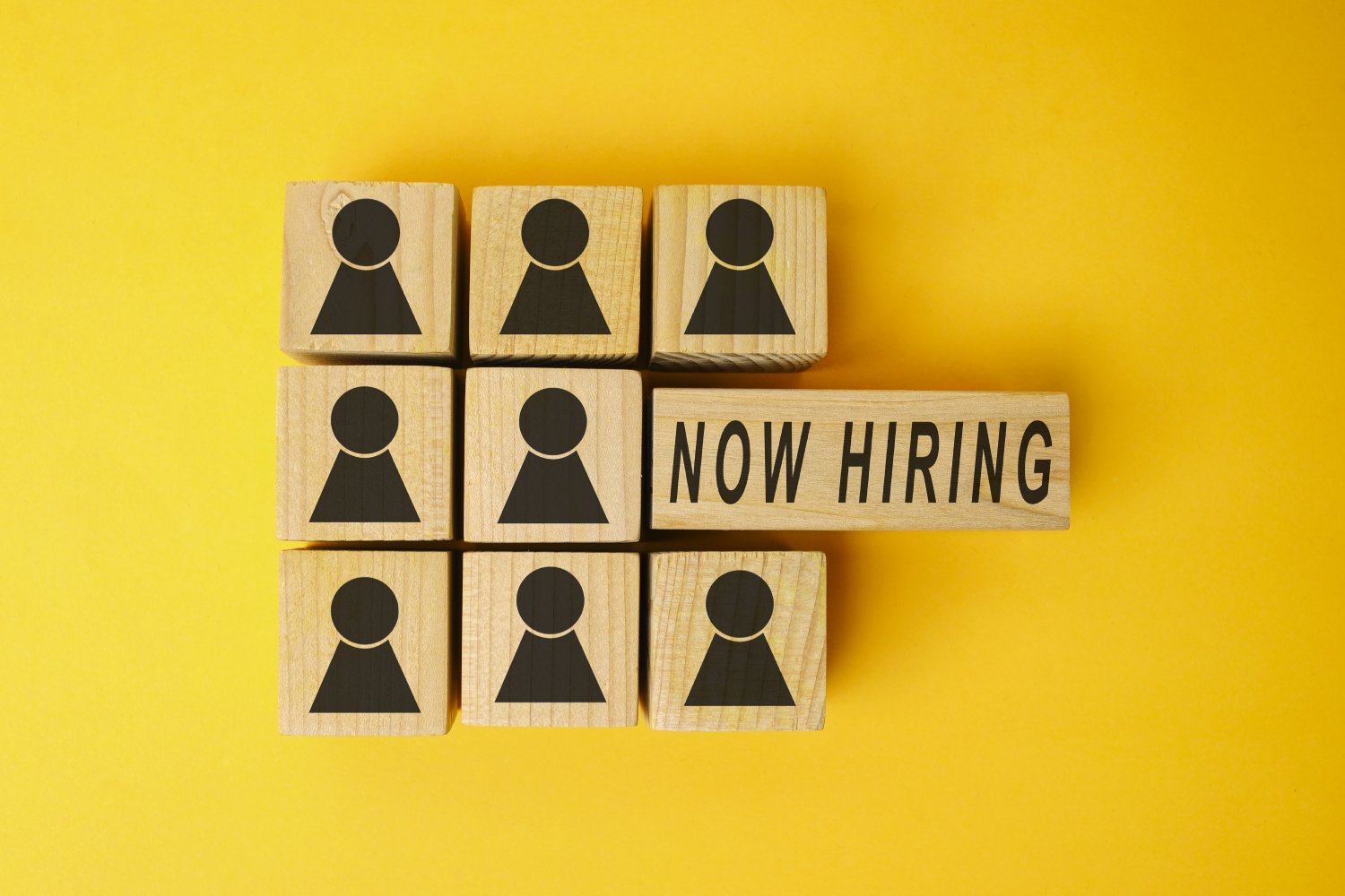 ATS vs Manual Hiring: What Works Better?