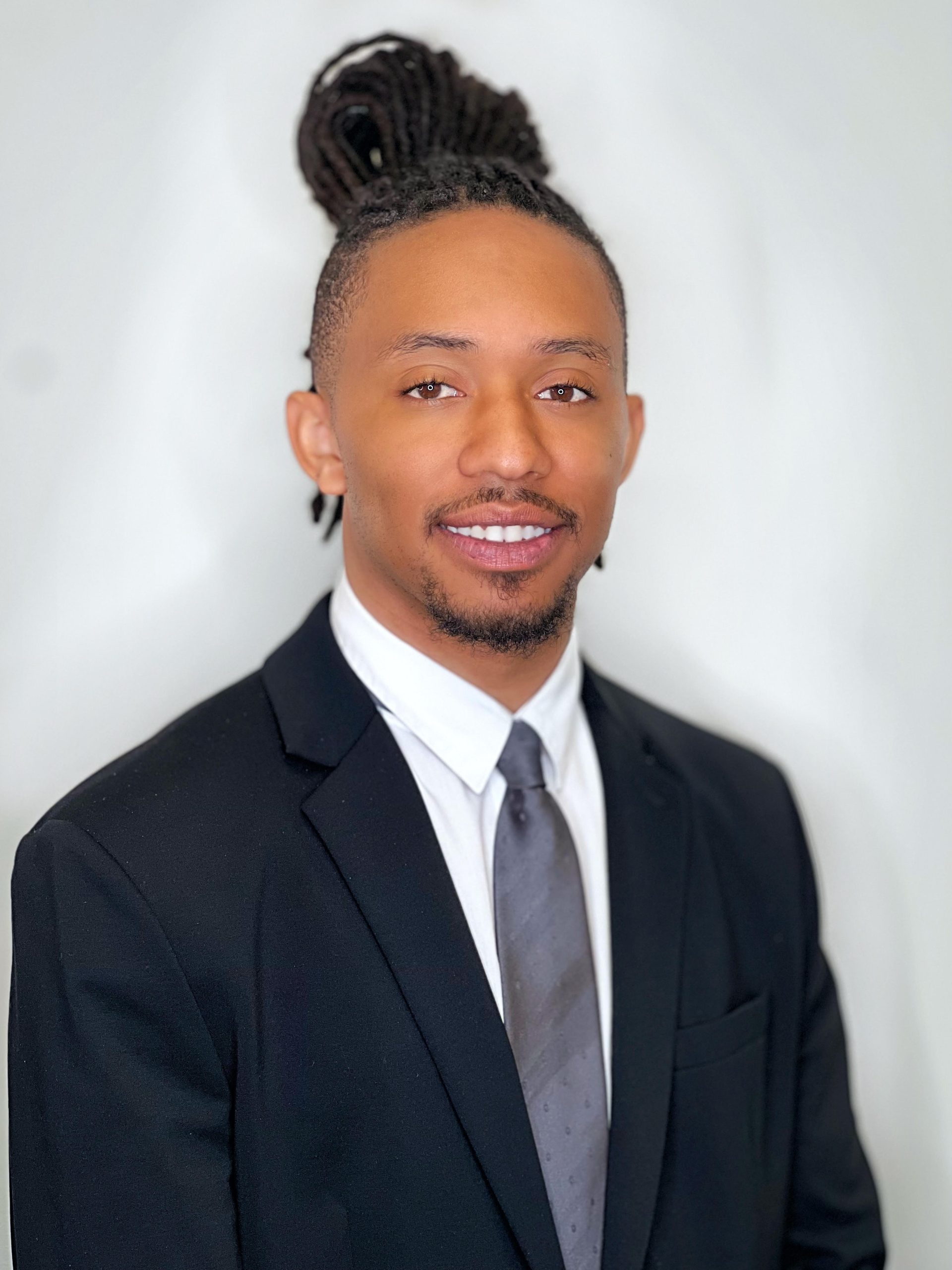 Agent - Moe Jones