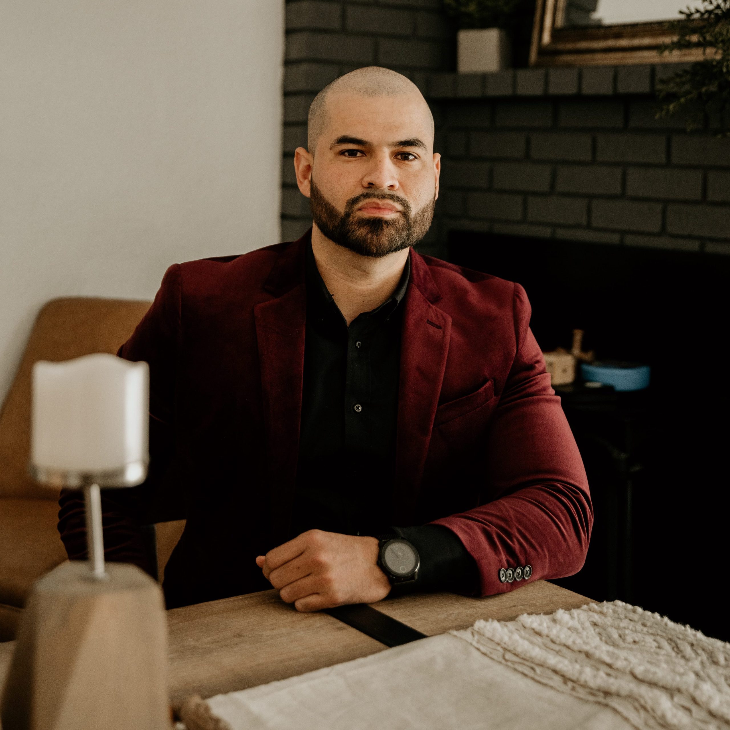 Agent - Luis  Sanchez