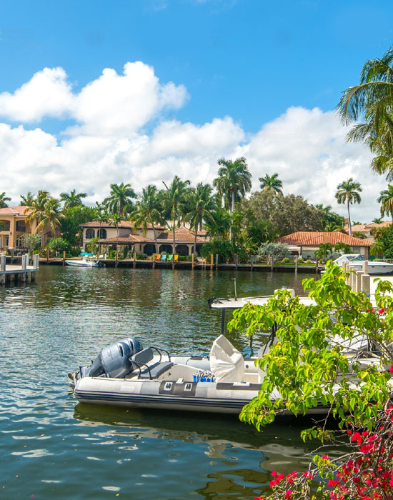 Las Olas Isles
