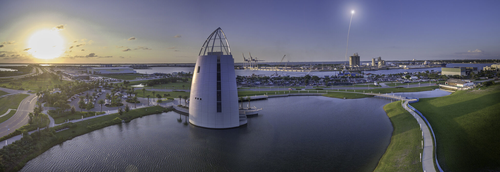 Fun Things to Do in Cocoa Beach with Your Children on Vacation, image size:2048x707