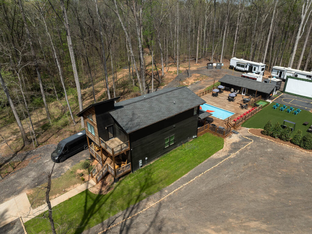 23 Bedrooms – Full Compound Experience