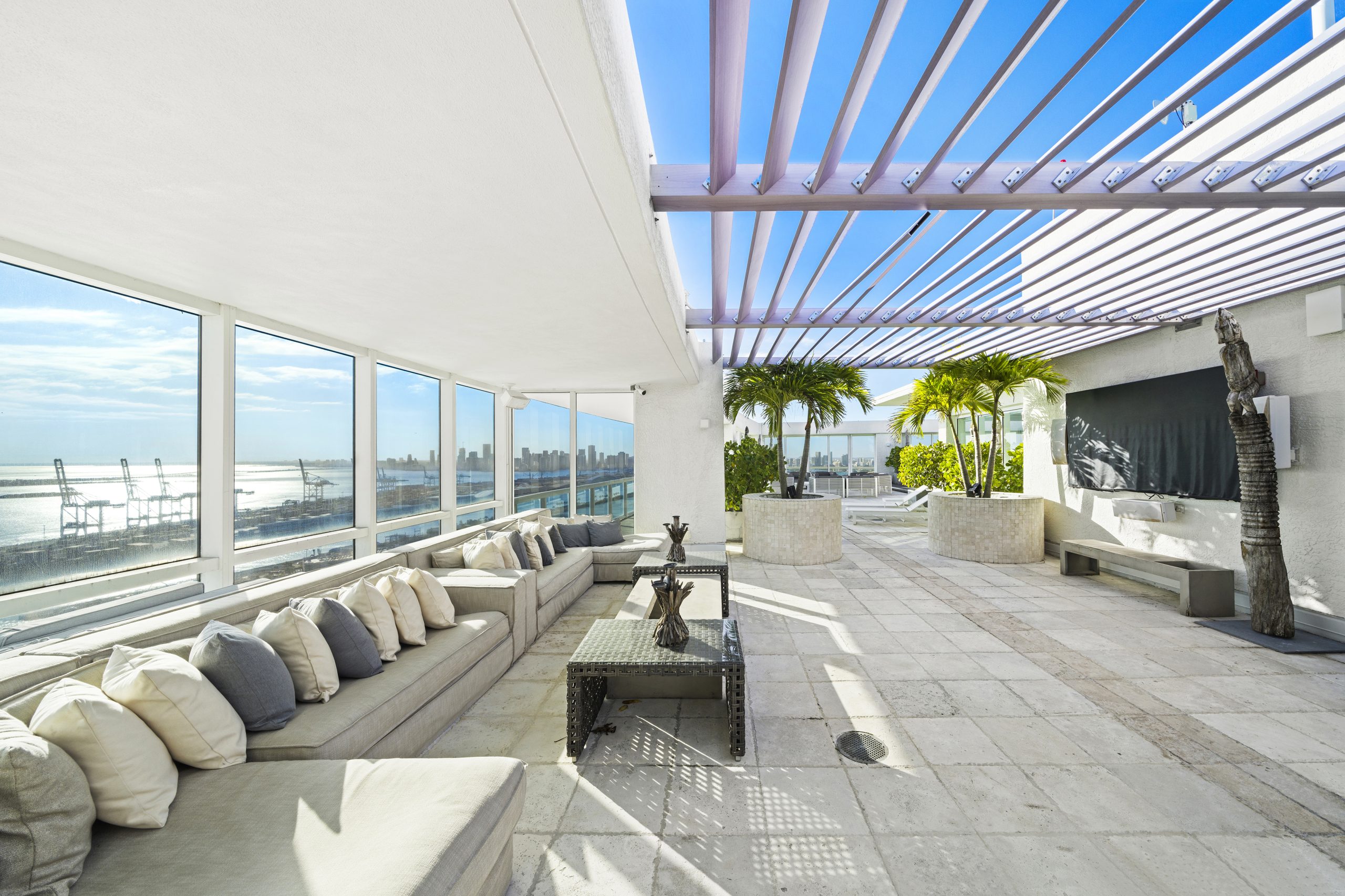South of Fifth Waterfront Views