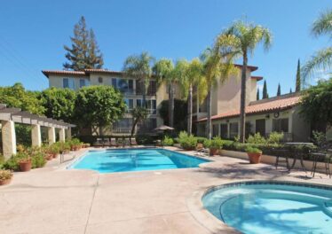 12830 burbank blvd  #212