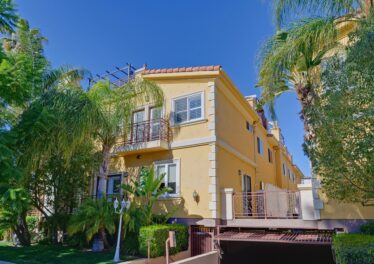 14535 Margate St Unit 1