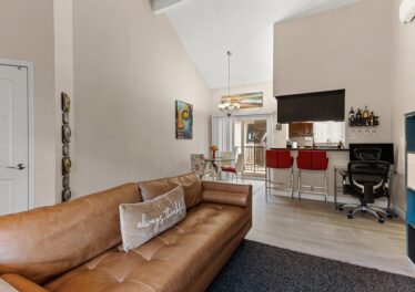 2925 E Spaulding St #306