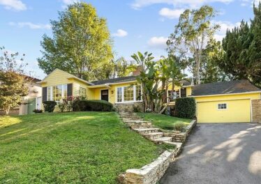 3183 Lake Hollywood Dr