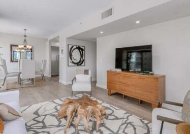 10520 Wilshire Blvd #706