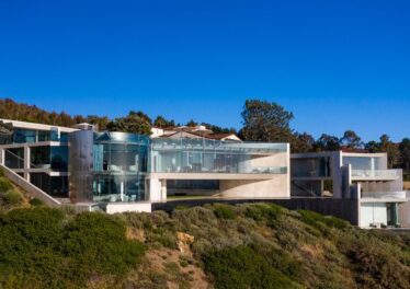 9826 La Jolla Farms Rd