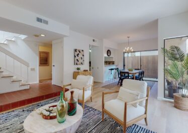 1655 Greenfield Ave Unit 2