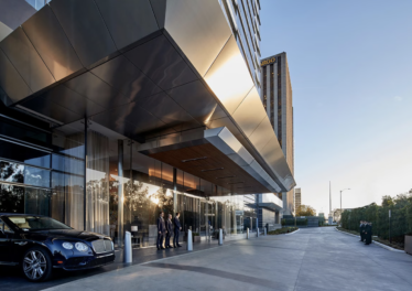 10000 Santa Monica Blvd