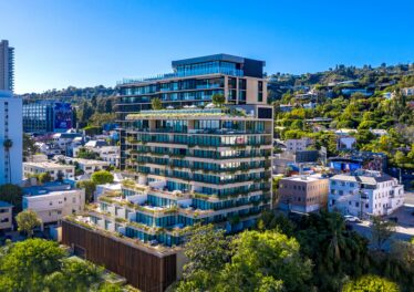 The Edition Unit 1002