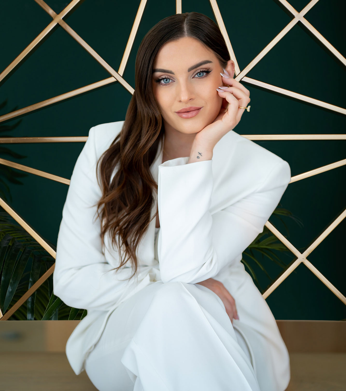 Agent - Brooke Enwere