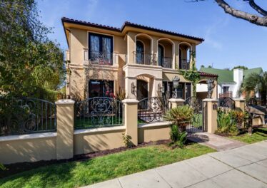 203 N Wetherly Drive