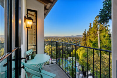 3764 Berry Dr - The Beverly Hills Estates | 310.721.1383
