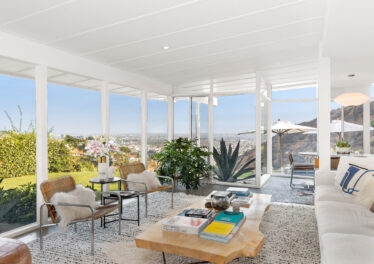 2505 Carman Crest Dr