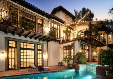 2729 Nichols Canyon Rd