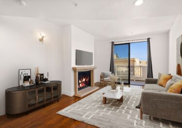 4724 Kester Ave #406