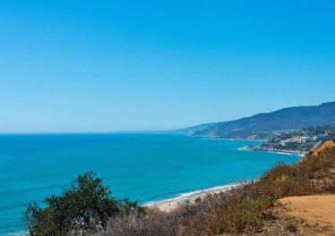 15515 Via De Las Olas