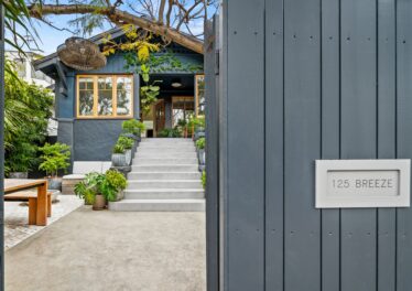125 Breeze Ave