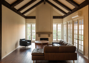 1478 Sunset Plaza Dr