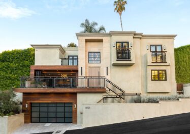 8721 Sunset Plaza Ter