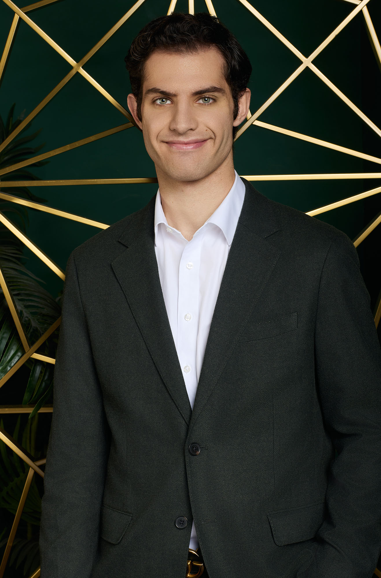 Agent - Kiyan Zamanian