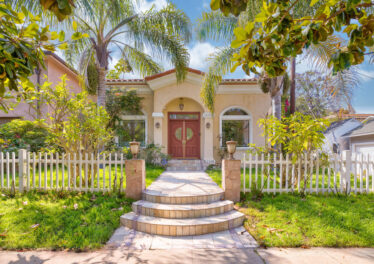 12219 Darlington Ave