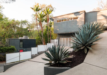 7963 Willow Glen Rd