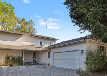2612 S Beverly Dr