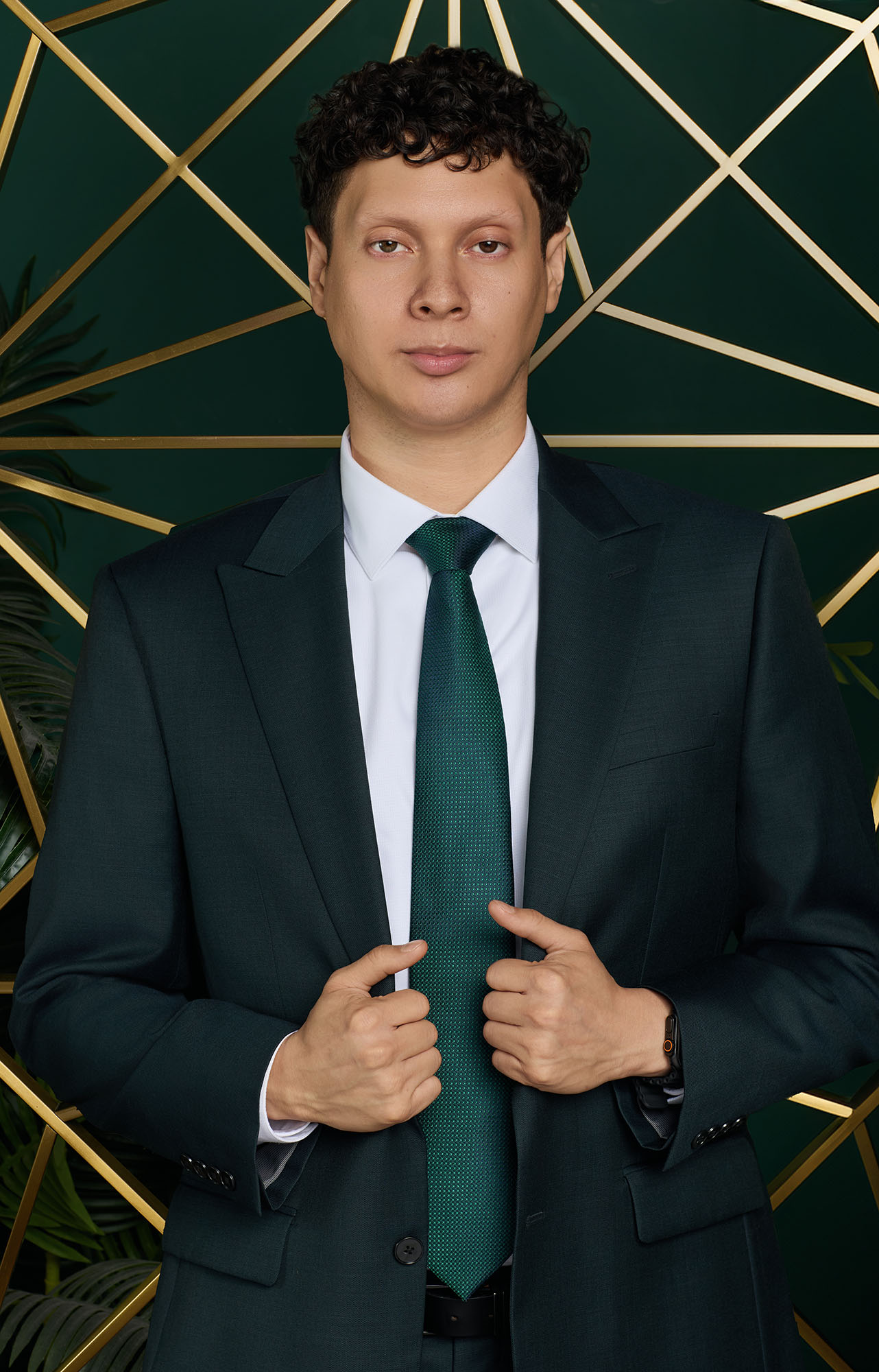 Agent - Oscar Calderon