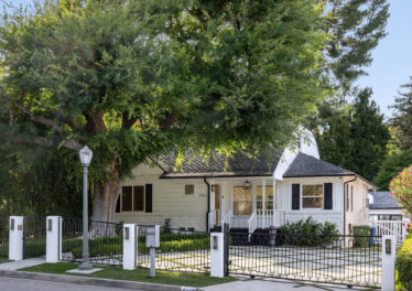 4051 Beverly Glen Blvd