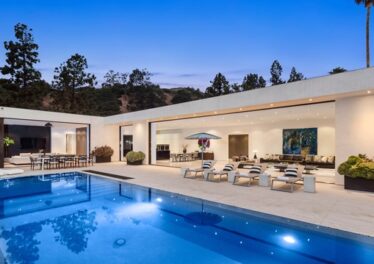 1220 Loma Vista Dr