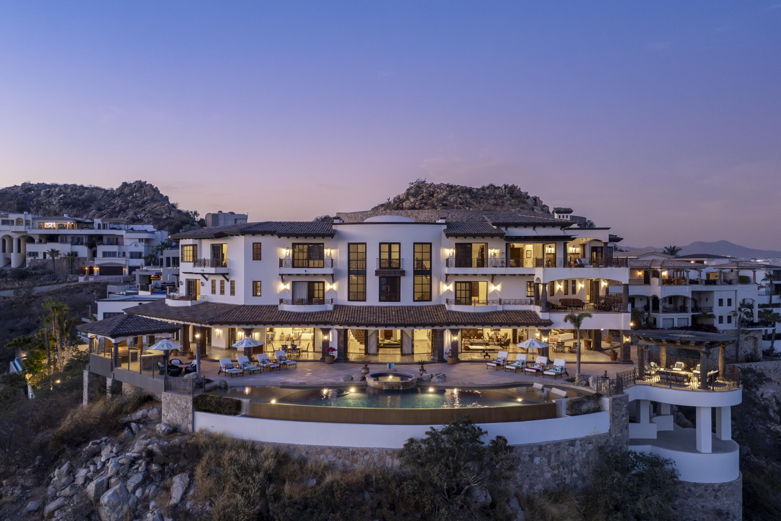 luxury cabo real estate