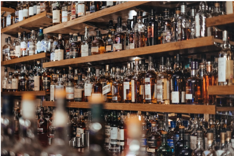 LA Restaurants Now Selling Bottles of Liquor to the Public