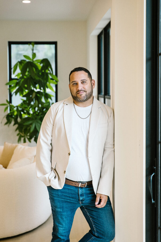 Josh  Anschutz Photo