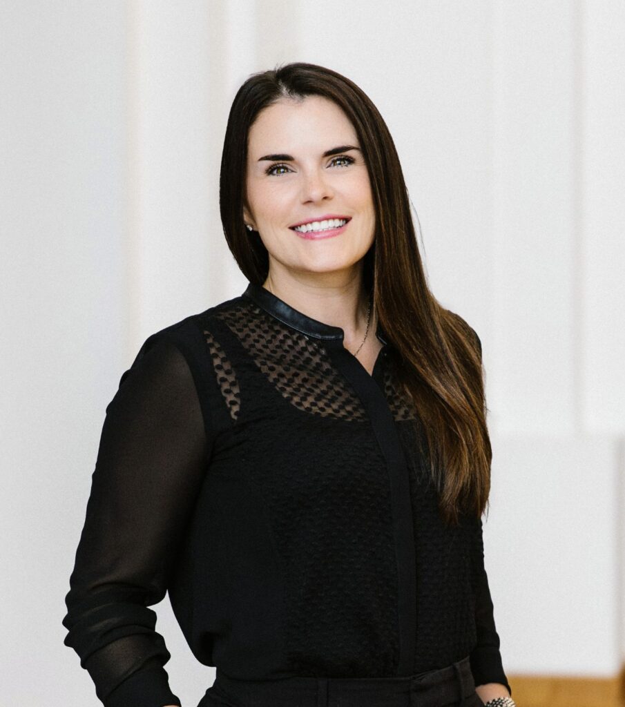 Priscilla Johnson Photo