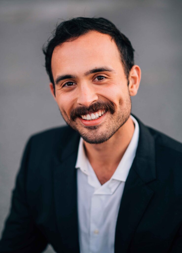 Agent Photo