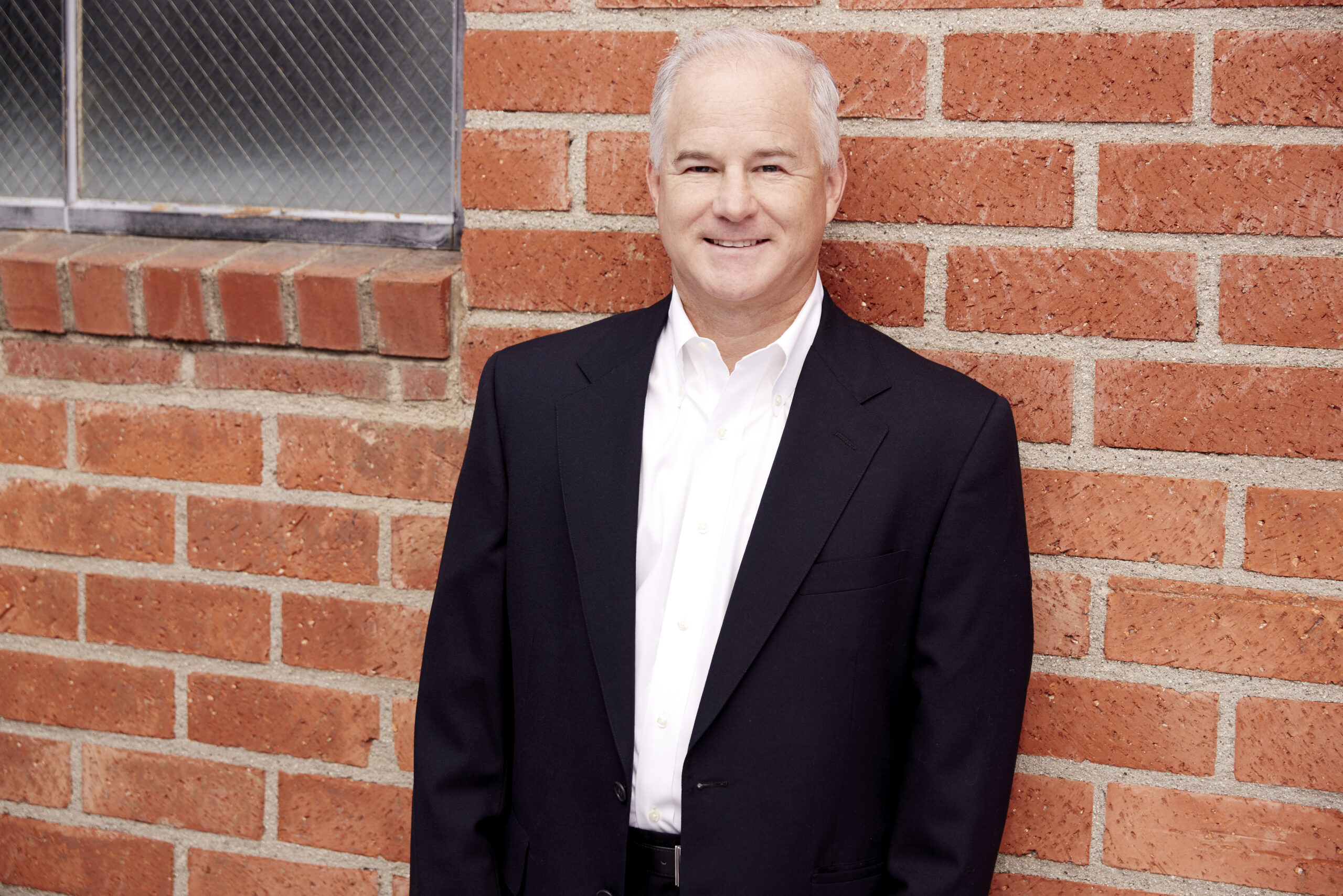 L\WA Lee & Associates