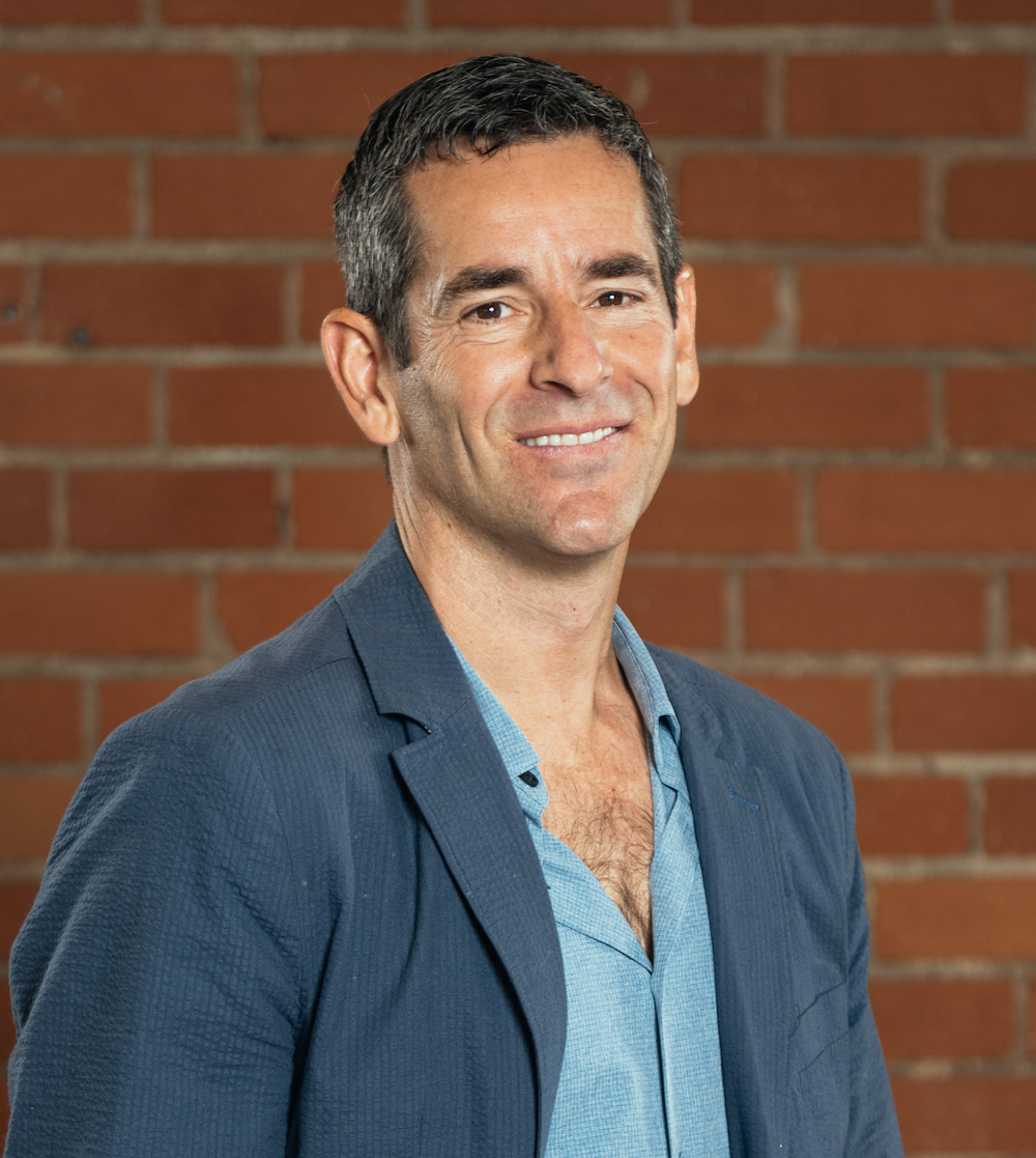 L\WA Lee & Associates